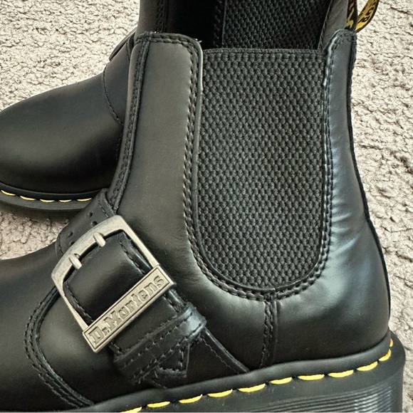 Dr. Martens 2976 Chelsea Buckle Leather Boot Womens 5 - Picture 3 of 13